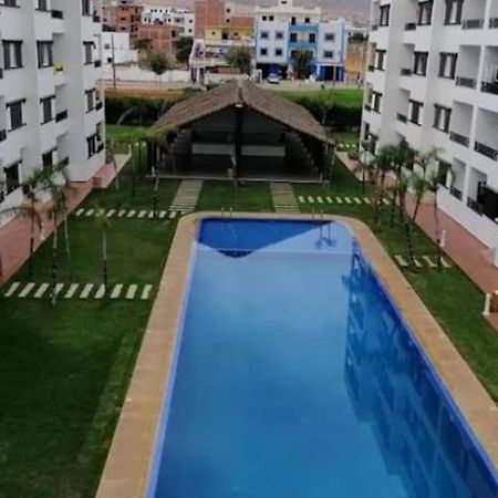 Appartement Luxueusement Meuble Avec Piscine Oued Laou Exterior photo